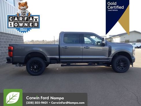 Used 2026 Ford F250 Lariat w/ Black Appearance Package AWD/4WD image 2