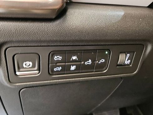 New 2025 GMC Hummer EV 2X image 28