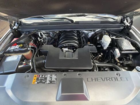 Used 2018 Chevrolet Tahoe LT w/ Luxury Package AWD/4WD image 15