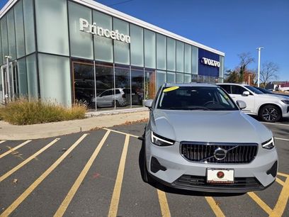 Certified 2025 Volvo XC40 B5 Core