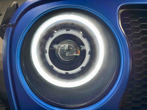 Used 2022 Jeep Wrangler Unlimited Rubicon w/ Xtreme Recon 35" Tire Package image 44