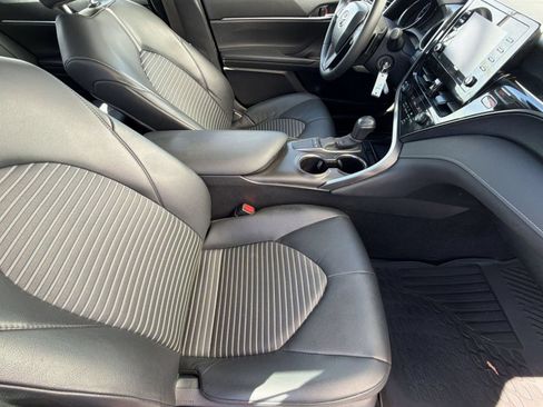 Used 2024 Toyota Camry SE FWD image 28