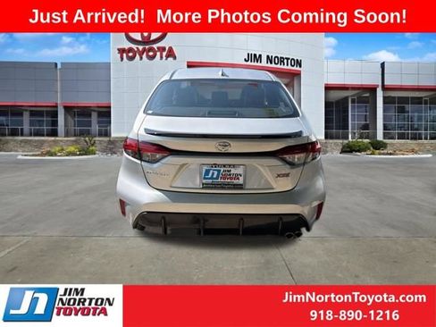 Used 2025 Toyota Corolla XSE FWD image 5
