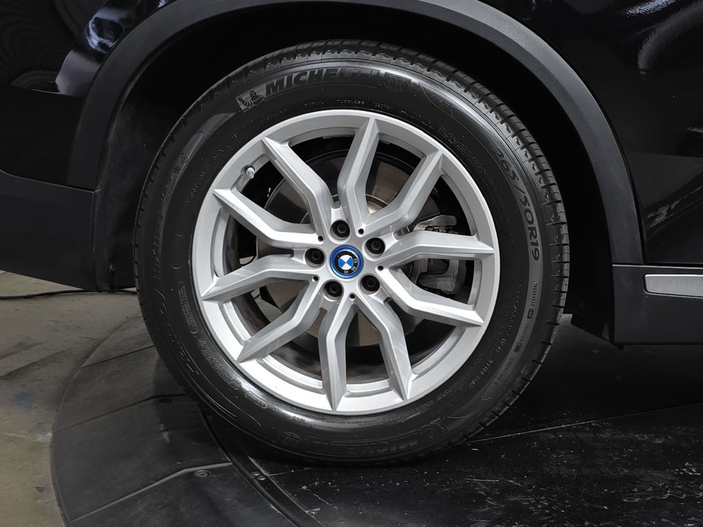 Used 2022 BMW X5 xDrive45e AWD/4WD image 29