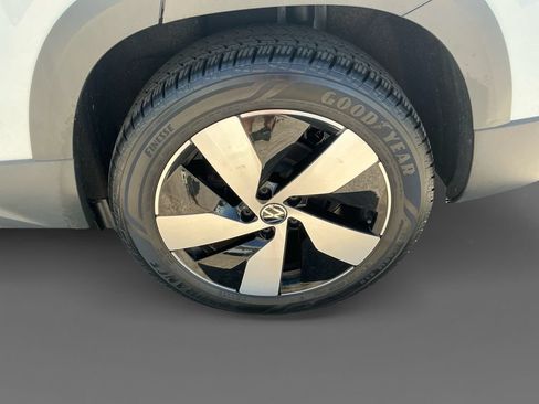 Used 2024 Volkswagen Taos S AWD/4WD image 14