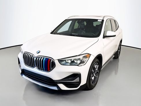 Used 2020 BMW X1 xDrive28i image 4