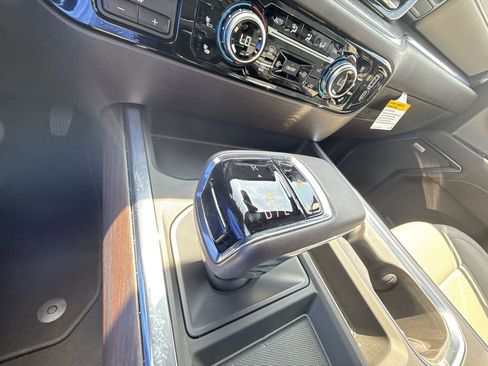 Certified 2024 GMC Sierra 1500 SLT w/ SLT Premium Plus Package image 22