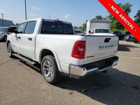 Used 2025 RAM 1500 Big Horn AWD/4WD image 5