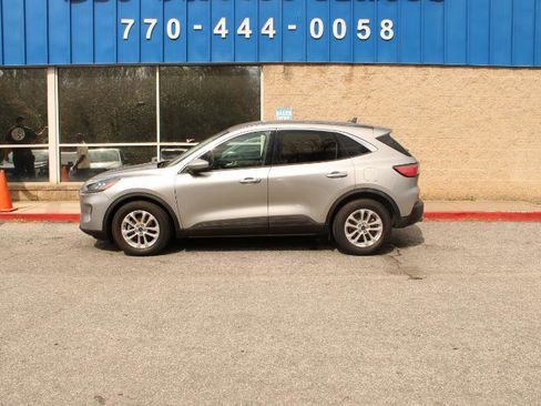 Used 2021 Ford Escape SE FWD image 21