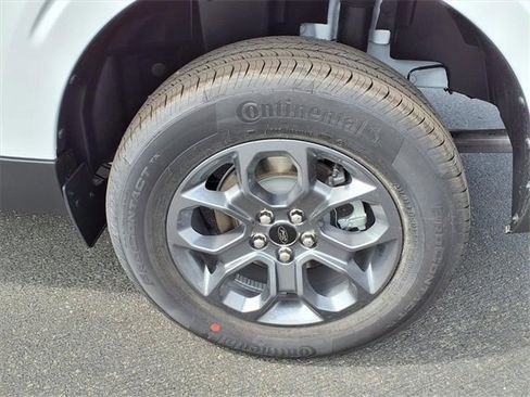 New 2025 Ford Maverick XLT w/ XLT Luxury Package image 5