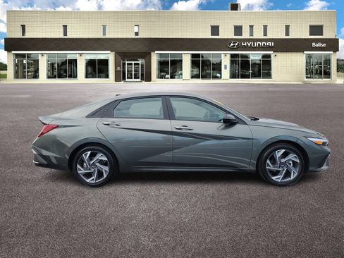 Certified 2025 Hyundai Elantra Sport w/ Cargo Package image 2