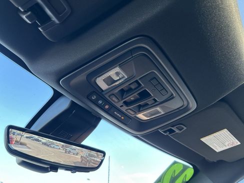 Used 2022 Chevrolet Silverado 2500 High Country w/ Z71 Off-Road Package image 31