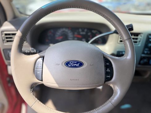 Used 2003 Ford F250 Lariat AWD/4WD image 13