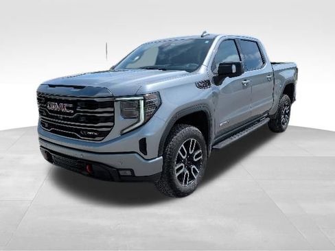 Used 2024 GMC Sierra 1500 AT4 w/ Technology Package AWD/4WD image 7