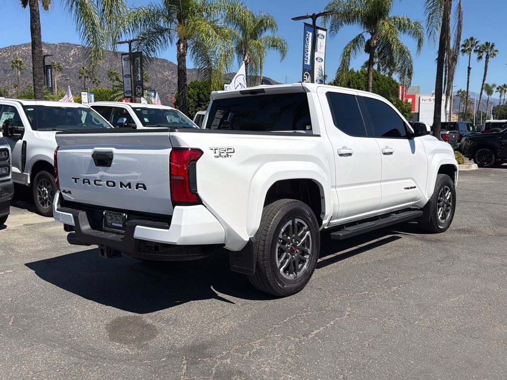 Used 2025 Toyota Tacoma 4x4 Double Cab image 13