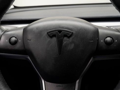Used 2021 Tesla Model Y Long Range image 28