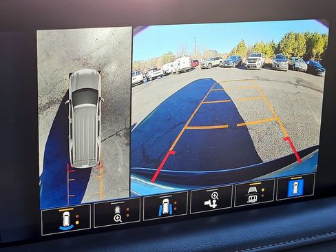 Used 2023 Chevrolet Tahoe LT w/ LT Signature Plus Package image 17