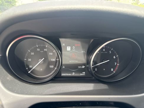 Used 2018 Land Rover Discovery Sport HSE AWD/4WD image 14