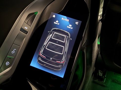 Used 2024 BMW 740i xDrive image 48