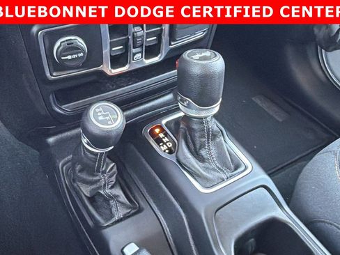 Used 2024 Jeep Wrangler Sport S image 26