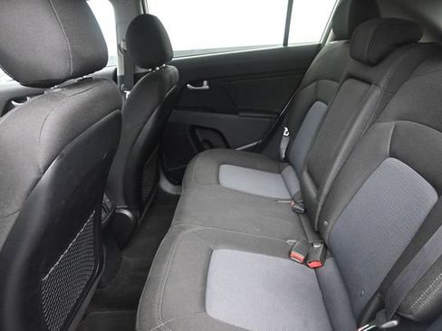 Used 2016 Kia Sportage LX AWD/4WD image 18