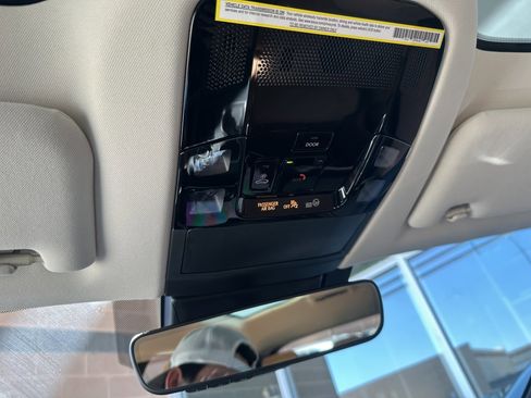 Used 2023 Lexus RZ 450e Premium image 25