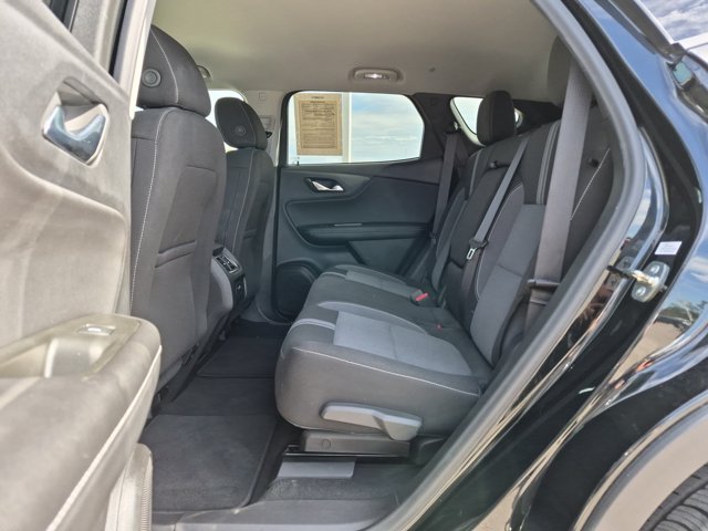Used 2025 Chevrolet Blazer LT FWD image 17