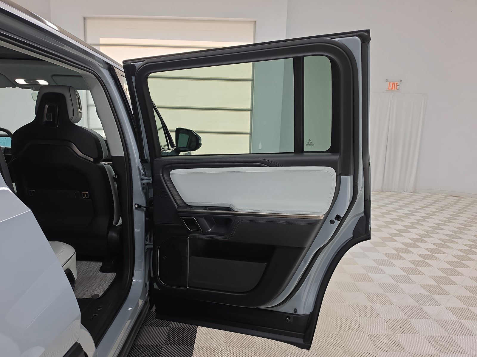 Used 2023 Rivian R1S Adventure Quad AWD/4WD image 19