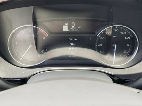 Used 2025 Cadillac XT6 Premium Luxury w/ LPO, Floor Liner Package FWD image 15