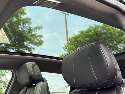 Used 2025 Cadillac Optiq Luxury 2 w/ LPO, Floor Liner Package AWD/4WD image 26
