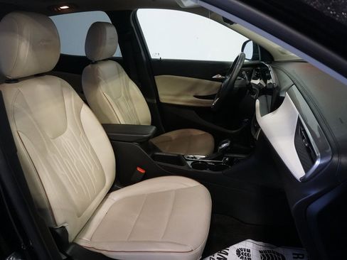 Used 2024 Buick Encore GX Avenir w/ Avenir Technology Package image 25