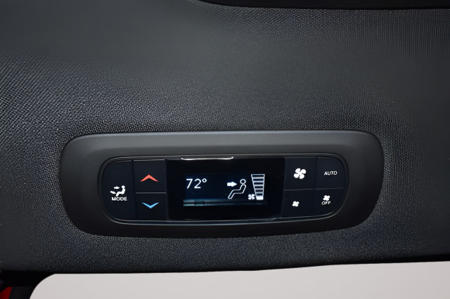 New 2026 Chrysler Pacifica Select FWD image 28