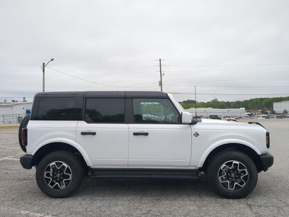 New 2026 Ford Bronco Outer Banks