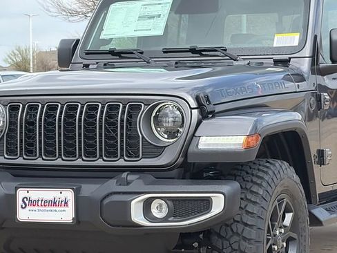 New 2026 Jeep Gladiator Sport image 4