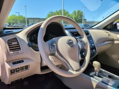 Used 2015 Nissan Altima 2.5 S w/ Power Driver Seat Package FWD image 27