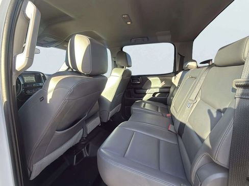 Used 2018 Chevrolet Silverado 2500 W/T w/ WT Convenience Package image 13