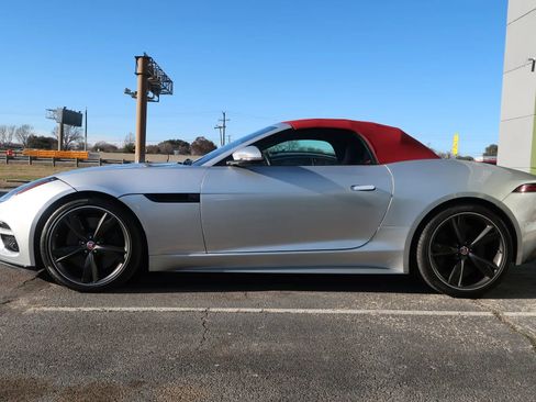 Used 2020 Jaguar F-TYPE R image 7