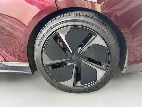 Used 2024 Lucid Air Touring AWD/4WD image 10