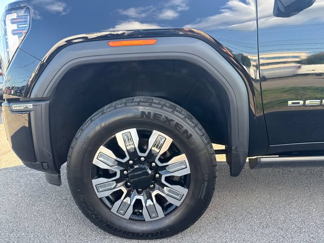 Used 2024 GMC Sierra 2500 Denali w/ Denali Reserve Package AWD/4WD image 10