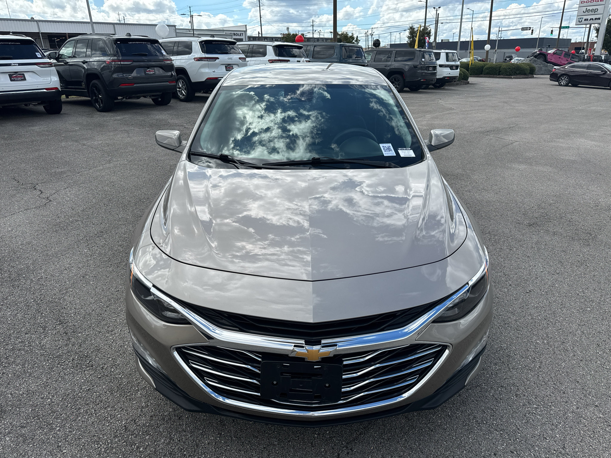 Used 2024 Chevrolet Malibu LT FWD image 4