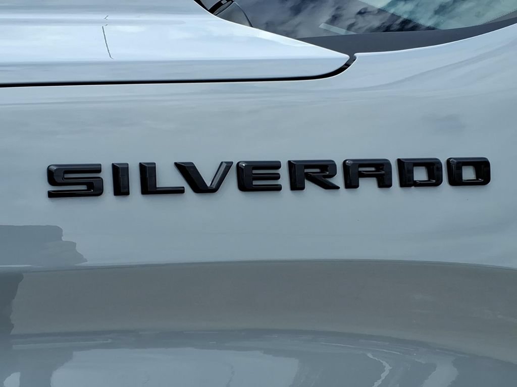 Used 2025 Chevrolet Silverado 1500 RST w/ Texas Edition Plus RWD image 10