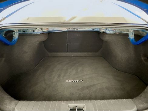 Used 2025 Nissan Sentra SV image 29
