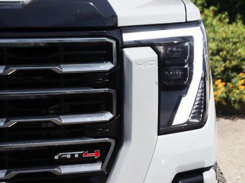 Used 2024 GMC Sierra 2500 AT4 w/ AT4 Premium Plus Package AWD/4WD image 55
