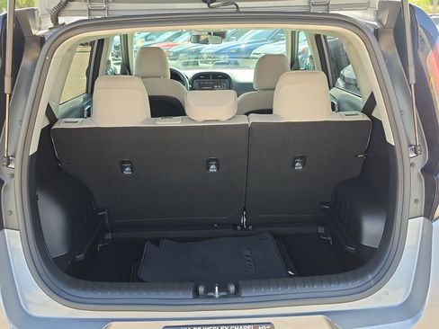 Certified 2024 Kia Soul LX FWD image 9