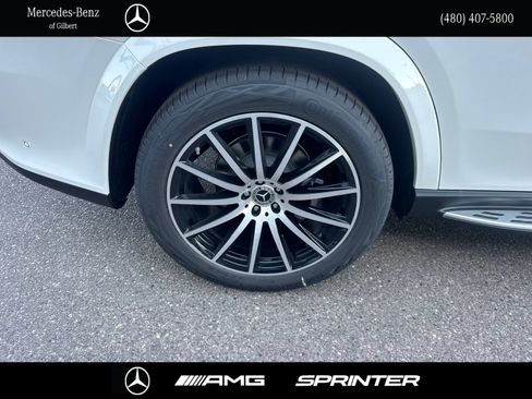 New 2026 Mercedes-Benz GLS 580 4MATIC image 7