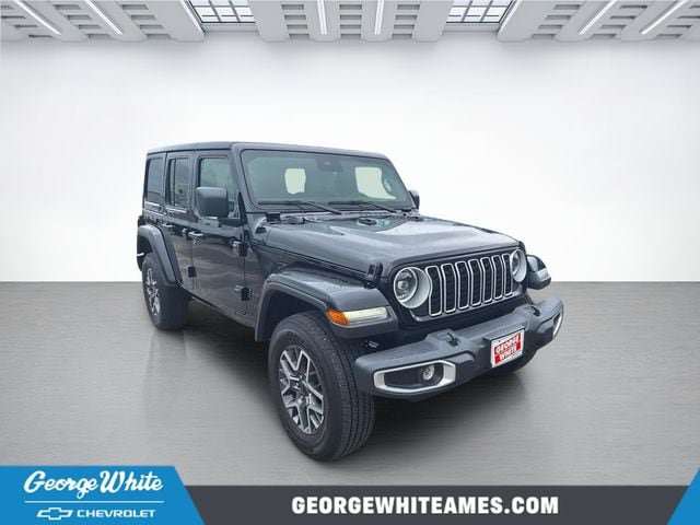 Used 2025 Jeep Wrangler Unlimited Sahara AWD/4WD image 37