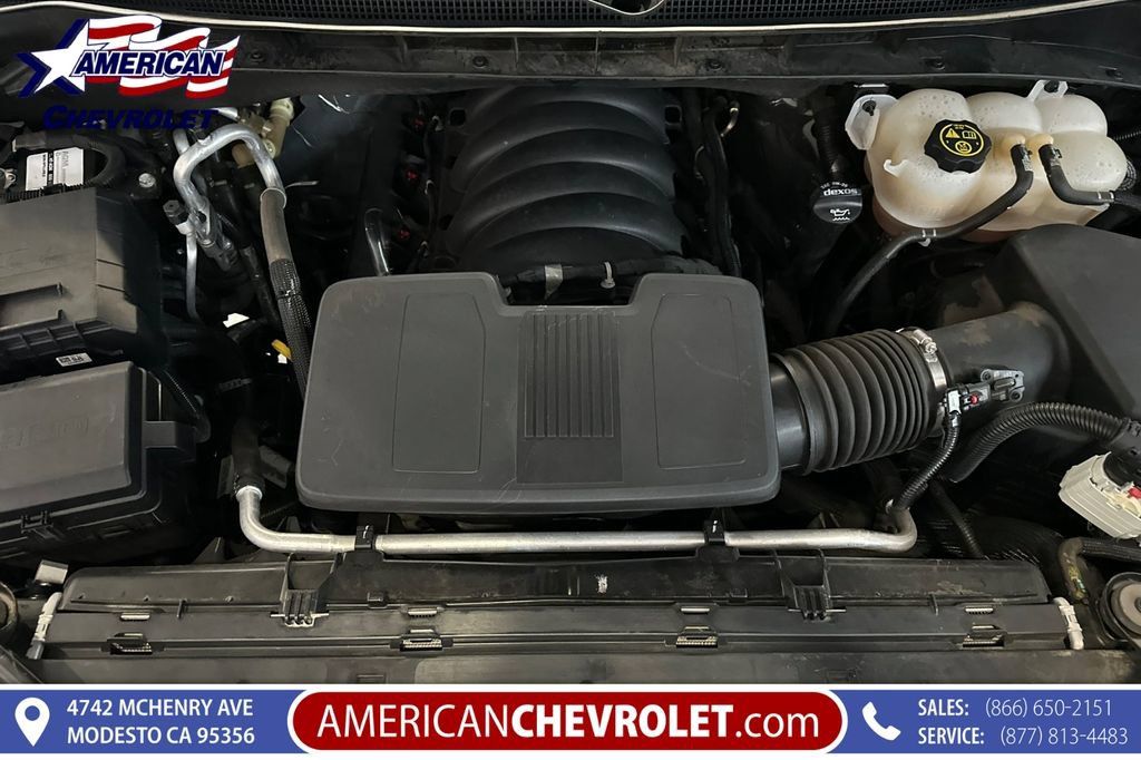 Used 2023 Chevrolet Suburban LT AWD/4WD image 26