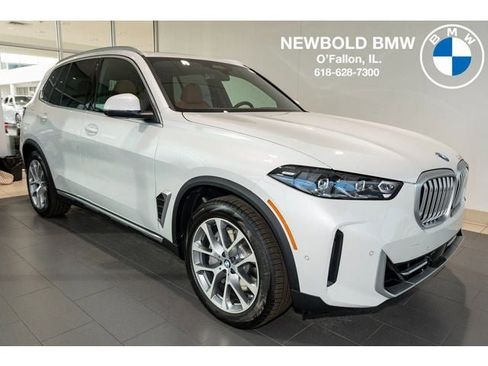 New 2026 BMW X5 xDrive50e w/ Premium Package AWD/4WD image 42