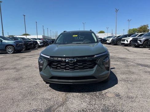 New 2026 Chevrolet Trax LT image 8