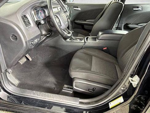 Used 2023 Dodge Charger SXT RWD image 9